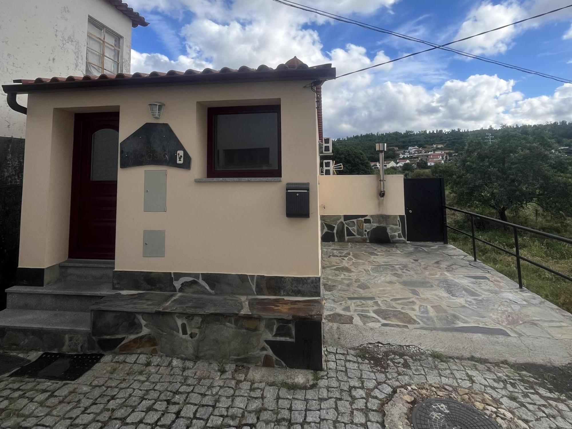 A Pequena Casa Coja Central Portugal Mountains Exteriör bild